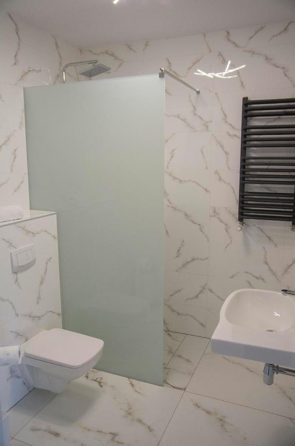 Apartament A2D Kraków Bagian luar foto