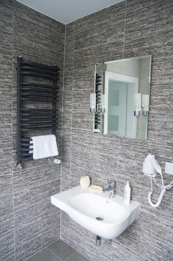 Apartament A2D Kraków Bagian luar foto